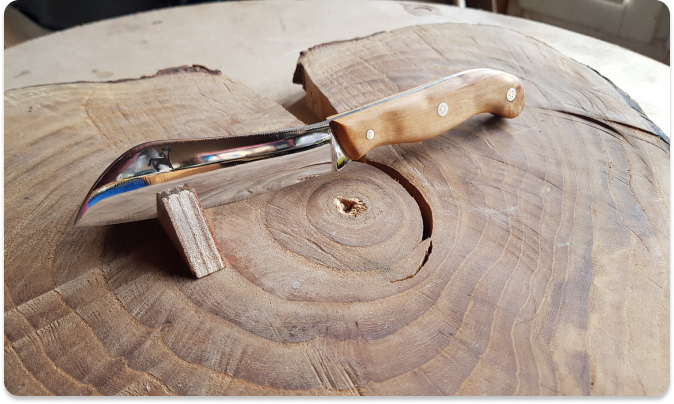 présentation de couteau